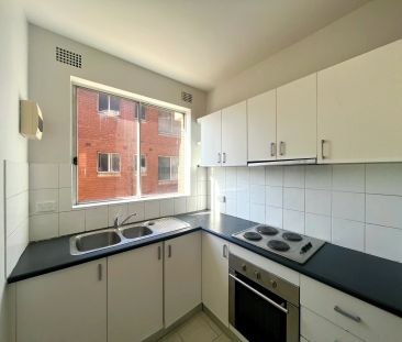 Partly Renovated | Ultimate convenient Living 3 Bedder Unit in Prim... - Photo 5