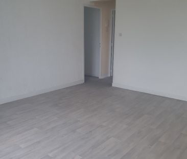 Location Appartement 1 pièce 32m² LOUVROIL 59720 - Photo 5