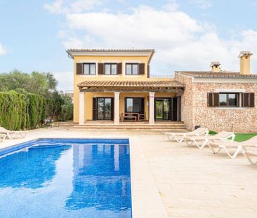 Luxury 4 room Detached House for rent in Llucmajor, Spain - Photo 6