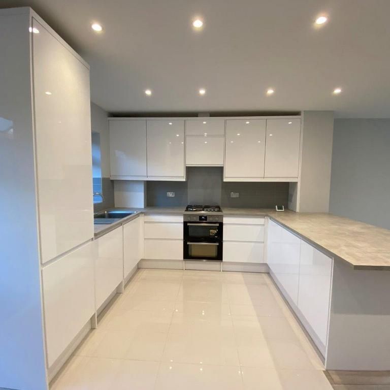 3 bedroom terraced house to rent - Photo 1