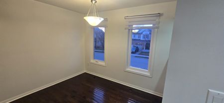 For Lease - 250 Mortimer Crescent, Milton, Ontario - Photo 2