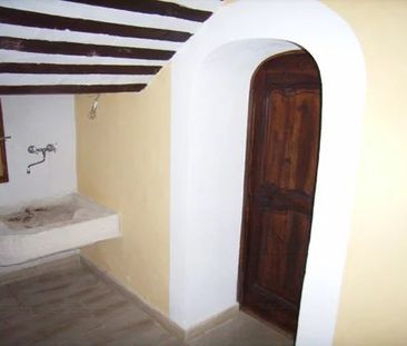 Location Maison 8 pièces 312m² ALTHEN DES PALUDS 84210 - Photo 4