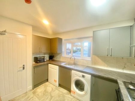 Park Avenue Grays, Property for rent - Photo 3