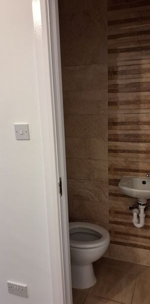 Studio Flat, Farleigh Road, N16 - Photo 1