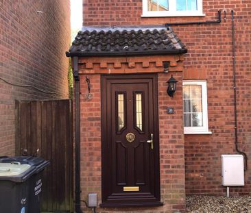 3 bedroom semi-detached house to rent - Photo 4