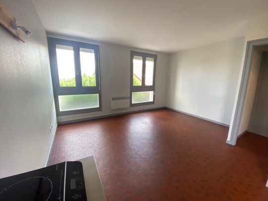 Location Appartement 1 pièce 27m² CLERMONT FERRAND 63000 - Photo 1