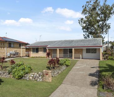 9 Naples Street, Wishart QLD 4122 - House For Rent | Domain - Photo 6