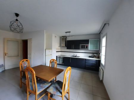 Location Appartement 2 pièces 43m² VALLEIRY 74520 - Photo 2