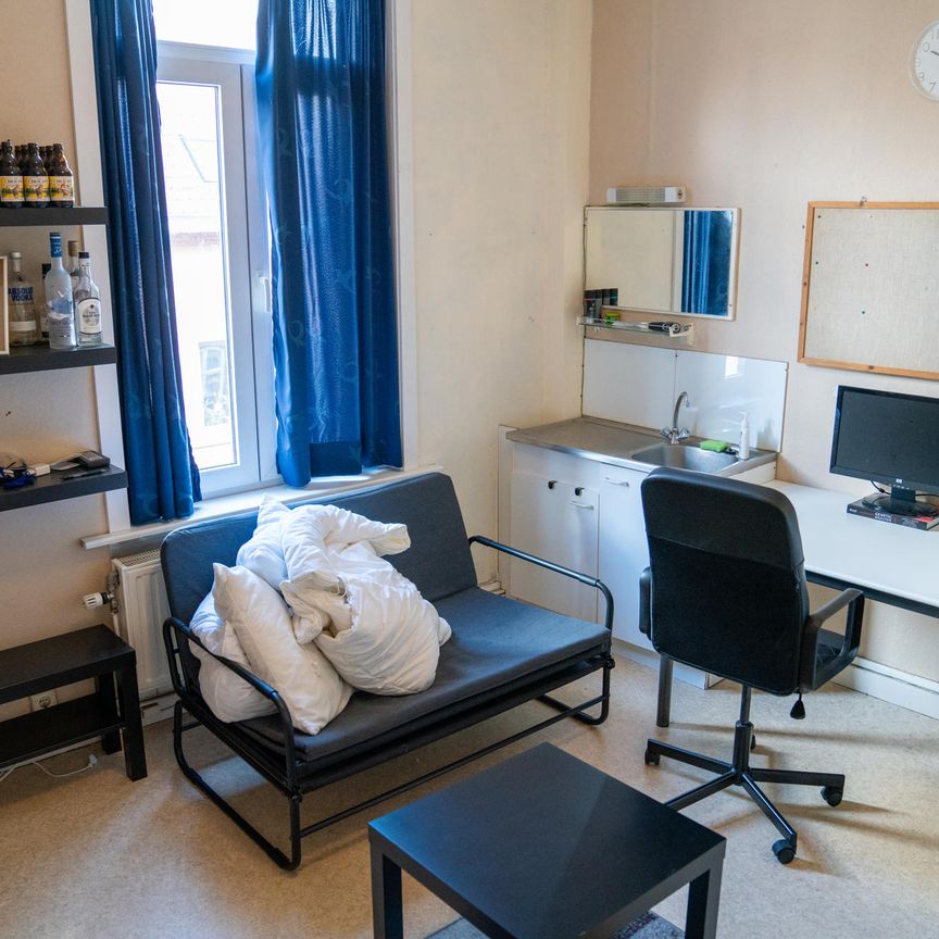 kot 4 - met eigen kitchenette - Sint-Coletastraat 16 - Photo 1