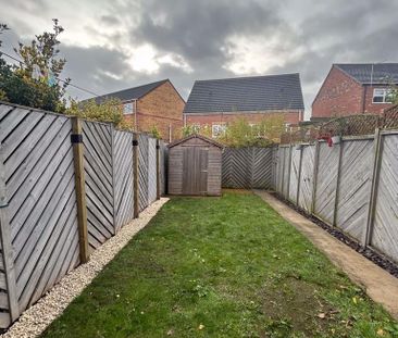 2 bedroom terraced house to rent - Photo 2