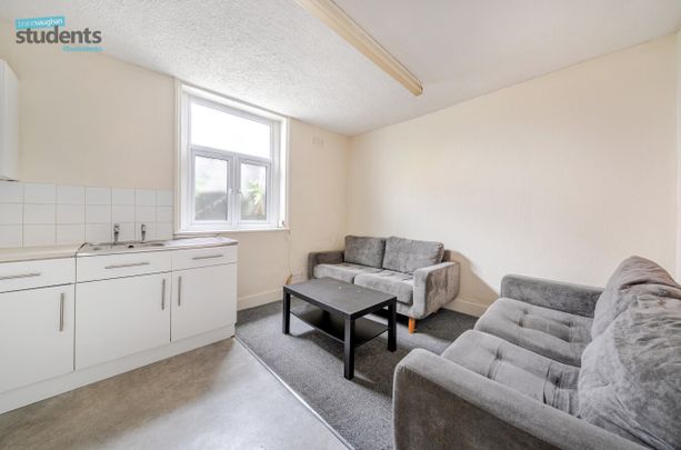 5 bedroom terraced house to rent - Photo 1