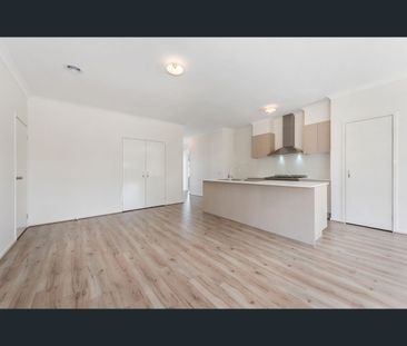 1/14 Huon Court, Waurn Ponds, Vic 3216 - Photo 4