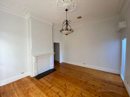 19 Gordon Street, Clifton Hill VIC 3068 - House For Rent | Domain - Photo 4