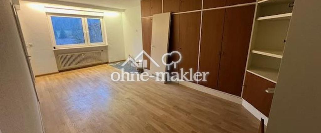 Frisch renoviertes 1-Zimmer-App mit neuer EBK, Balkon & Stellplatz - Foto 1