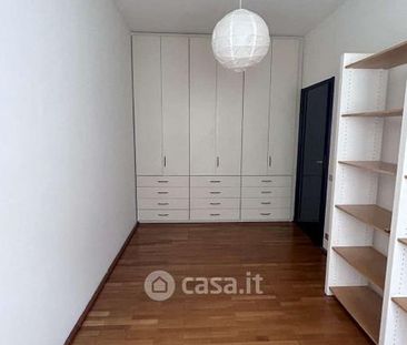 Quadrilocale in Affitto in Via Gabriele Rossetti 19 a Milano - Foto 4