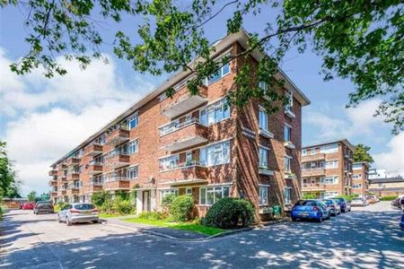 Hatherley Mansions, Shirley Road, SO15 - Photo 3