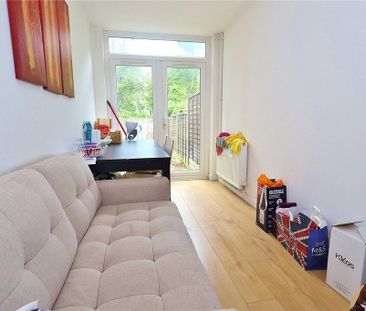 1 bedroom house of multiple occupation to rent - Photo 1