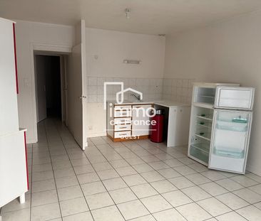 Location Appartement 3 pièces 52m² - Photo 2