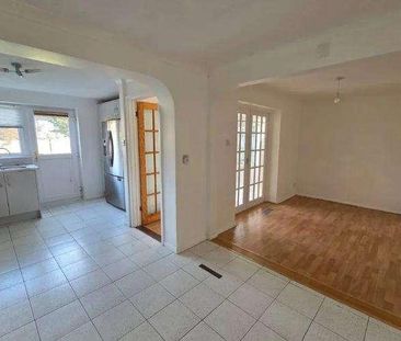 Spinis, Bracknell, Berkshire, RG12 - Photo 3