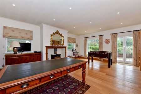 Attractive five bedroom family home in peaceful location with views over surrounding countryside - Photo 3