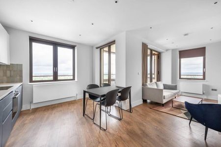 2 bedroom flat to rent - Photo 2