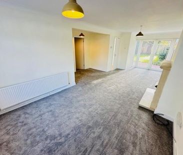 3 bedroom House To Let - Photo 4