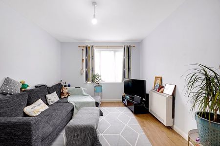 Harmer Road, Swanscombe - Photo 3