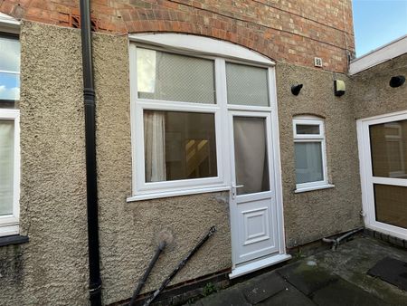 Clarendon Park Road - Photo 5