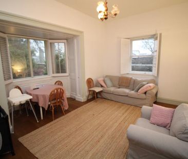 2 bedroom cottage to rent - Photo 2