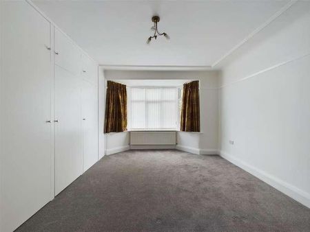 Rolleston Drive, Wallasey, CH45 - Photo 5