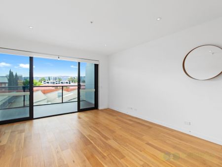 307/18 Surflen Street Adelaide SA - Photo 2