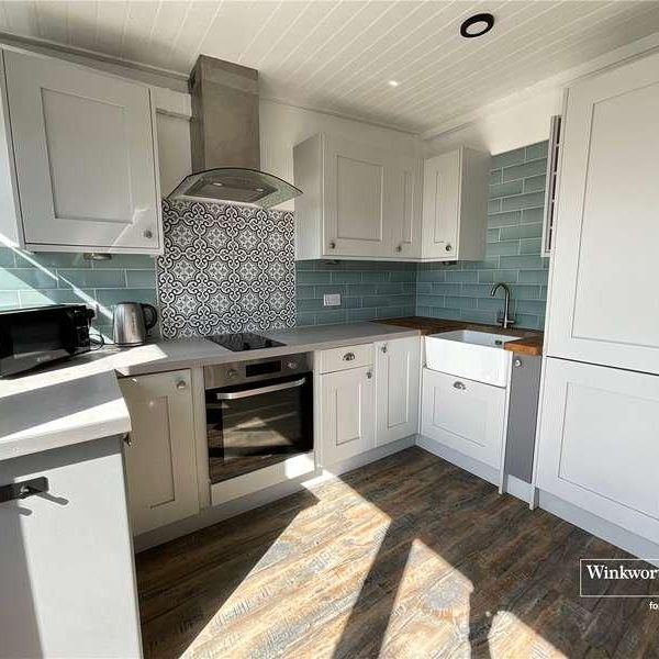 Cliff Terrace, Marine Drive, Barton On Sea, New Milton, BH25 - Photo 1