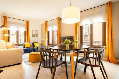 Calle de Jesús y María, Madrid, Community of Madrid 28012 - Foto 3