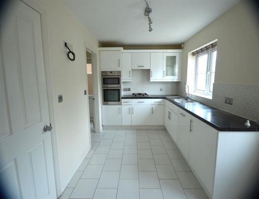 Eden Park Road, Cheadle - Photo 1