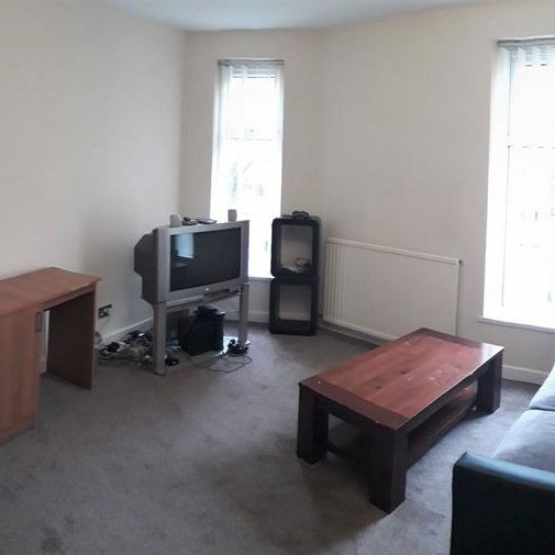 3 bedroom semi-detached house to rent - Photo 1