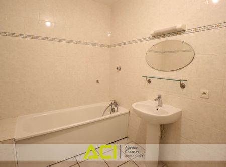 SAINT ALBAIN – NORD MACON APPARTEMENT T3 BIS EN DUPLEX AVEC GARAGE - Photo 5