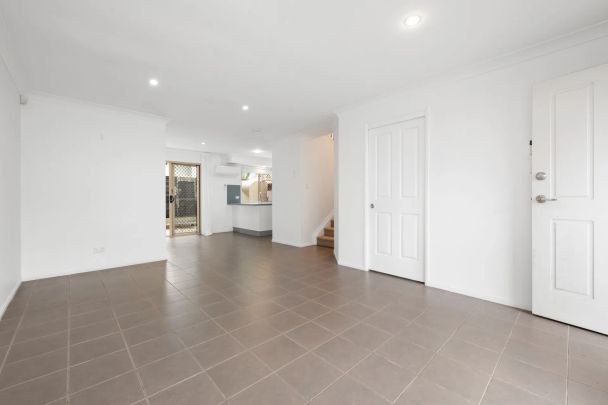Spacious Renovated Townhome - Photo 1