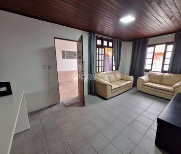 Casa com 2 quartos e 80m² para alugar em Ingleses do Rio Vermelho, ... - Foto 4