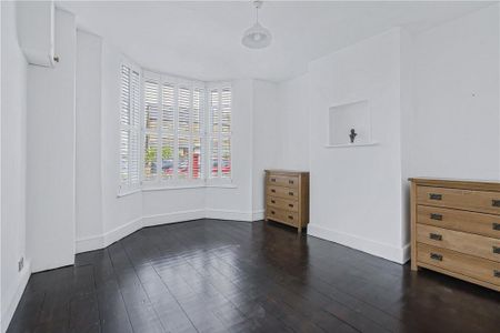 2 bedroom maisonette to rent - Photo 5