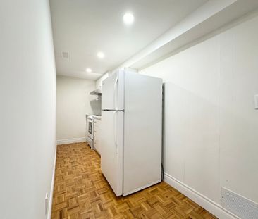 For Lease - 15 Nymark Avenue Unit# Bsmt, Toronto, Ontario - Photo 1
