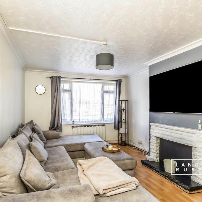 2 bedroom flat to rent - Photo 1