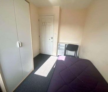 The Runnel, Norwich, NR5 - Photo 2