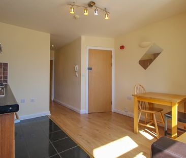 Penarth Rd, Grangetown, Cardiff - Photo 1