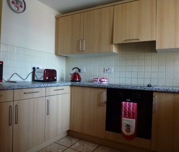 Room in a Shared House, Broomfield Mews, CV1 - Photo 6