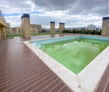 São Domingos de Benfica, Lisbon - Photo 6