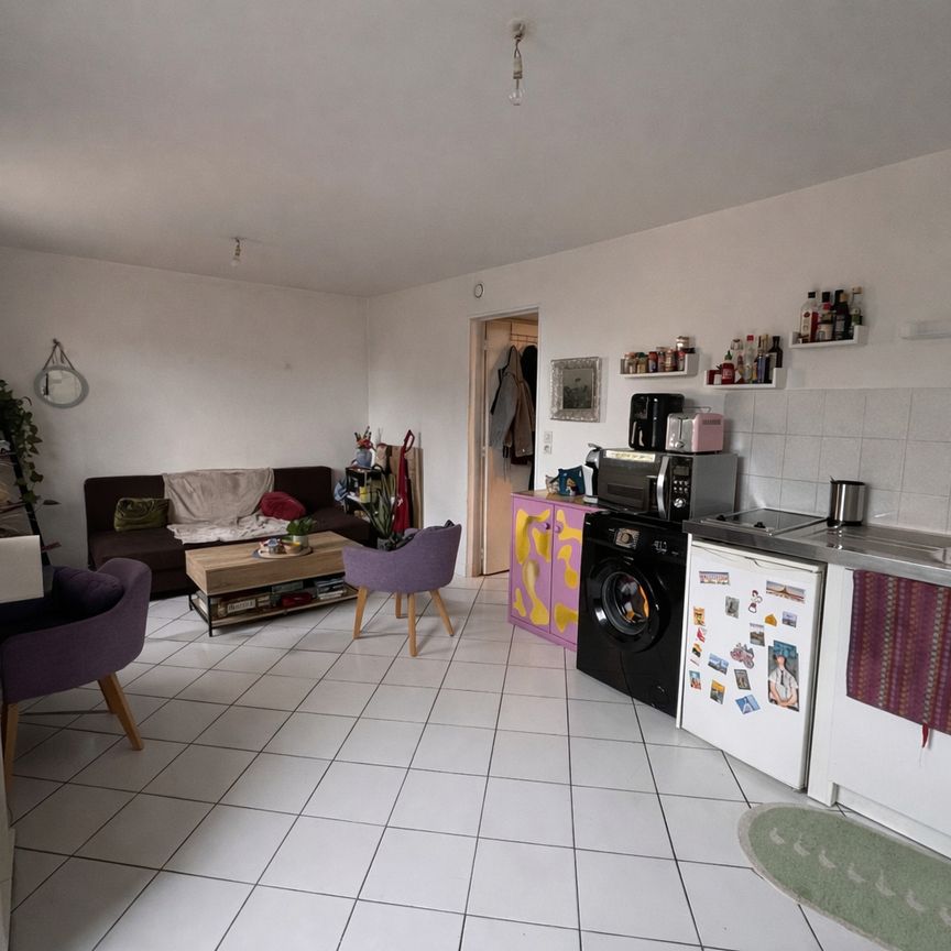 Location Appartement 2 pièces 29m² - Photo 1