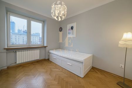 3 min do tramwaju | Hala Mirowska | Garderoba - Photo 3