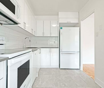 For Lease - 10 Shallmar Boulevard Unit# 407, Toronto, Ontario - Photo 1