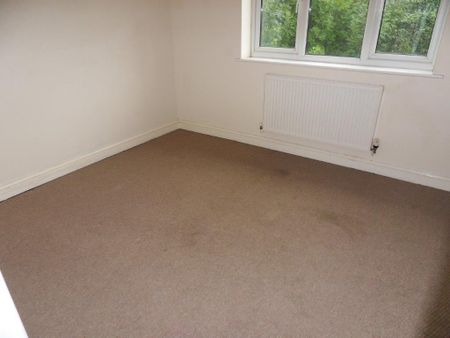 2 bedroom end of terrace house to rent - Photo 4