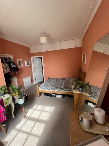 4 Bed Maisonette, Moorland Road, SW9 - Photo 5